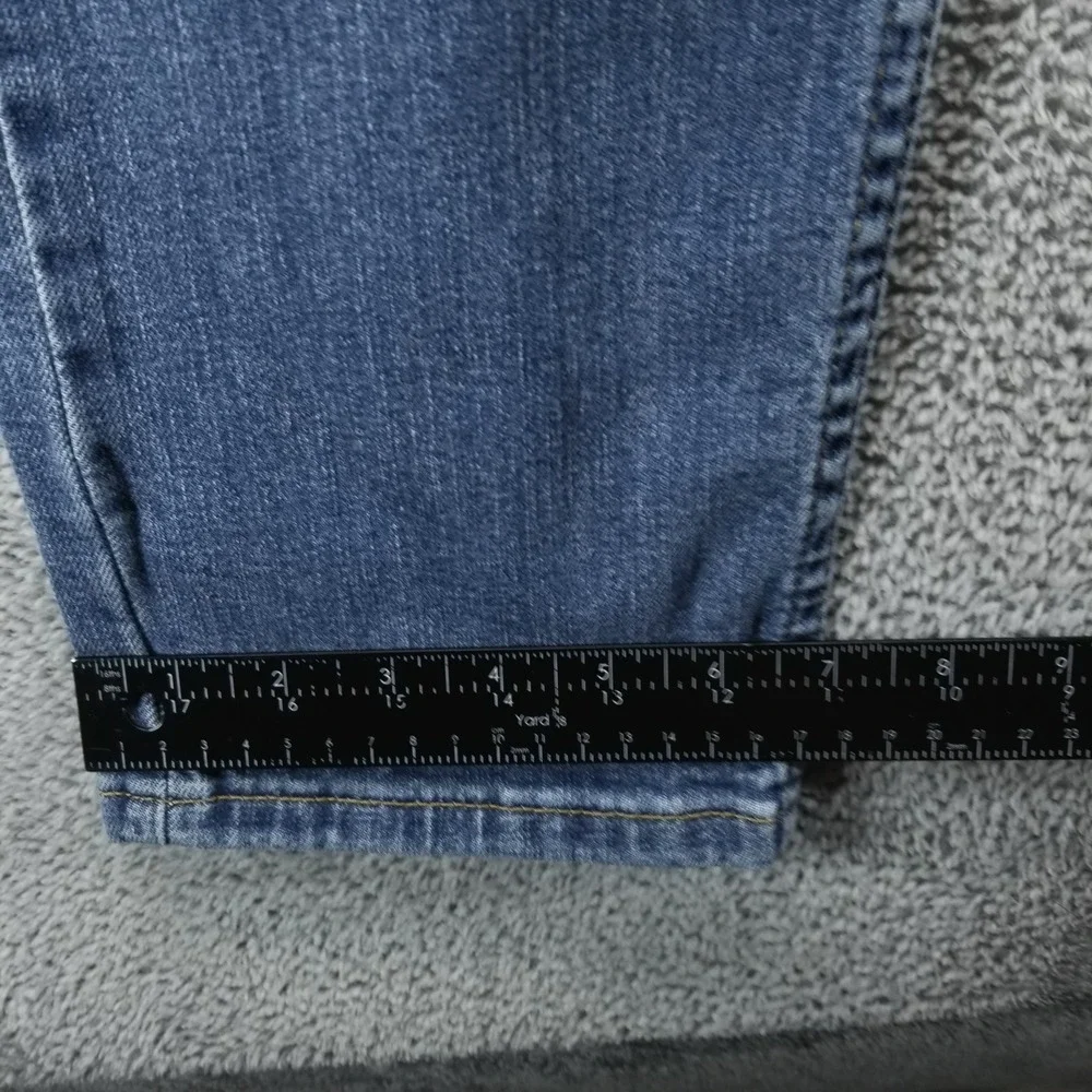 Levis before purchasing